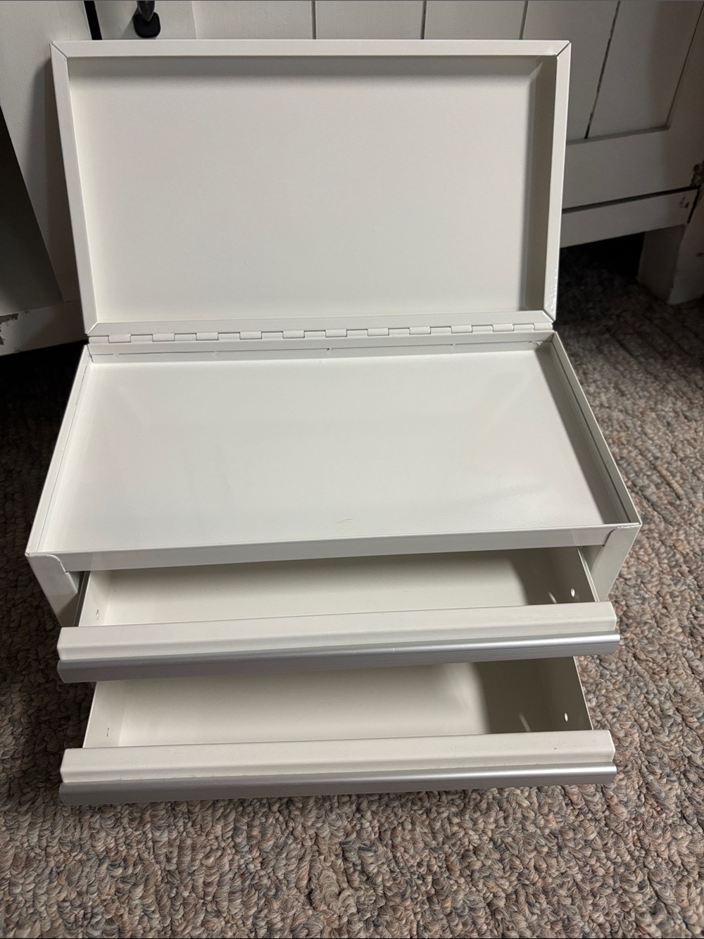 Kobalt 2-Drawer Metal Storage Chest ā White - Picture 4 of 7